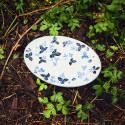 Тарелка закусочная 21см коллекции Wild Strawberry Inky Blue бренда Wedgwood